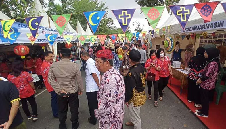 DIGELAR-Religi-Expo-ke-7-di-Siring-Nol-Kilometer-1